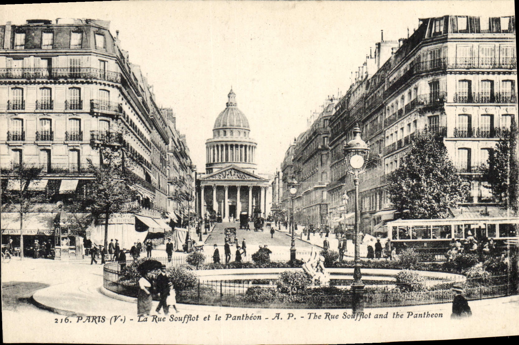 CPA Paris La Rue Soufflot et le Pantheon