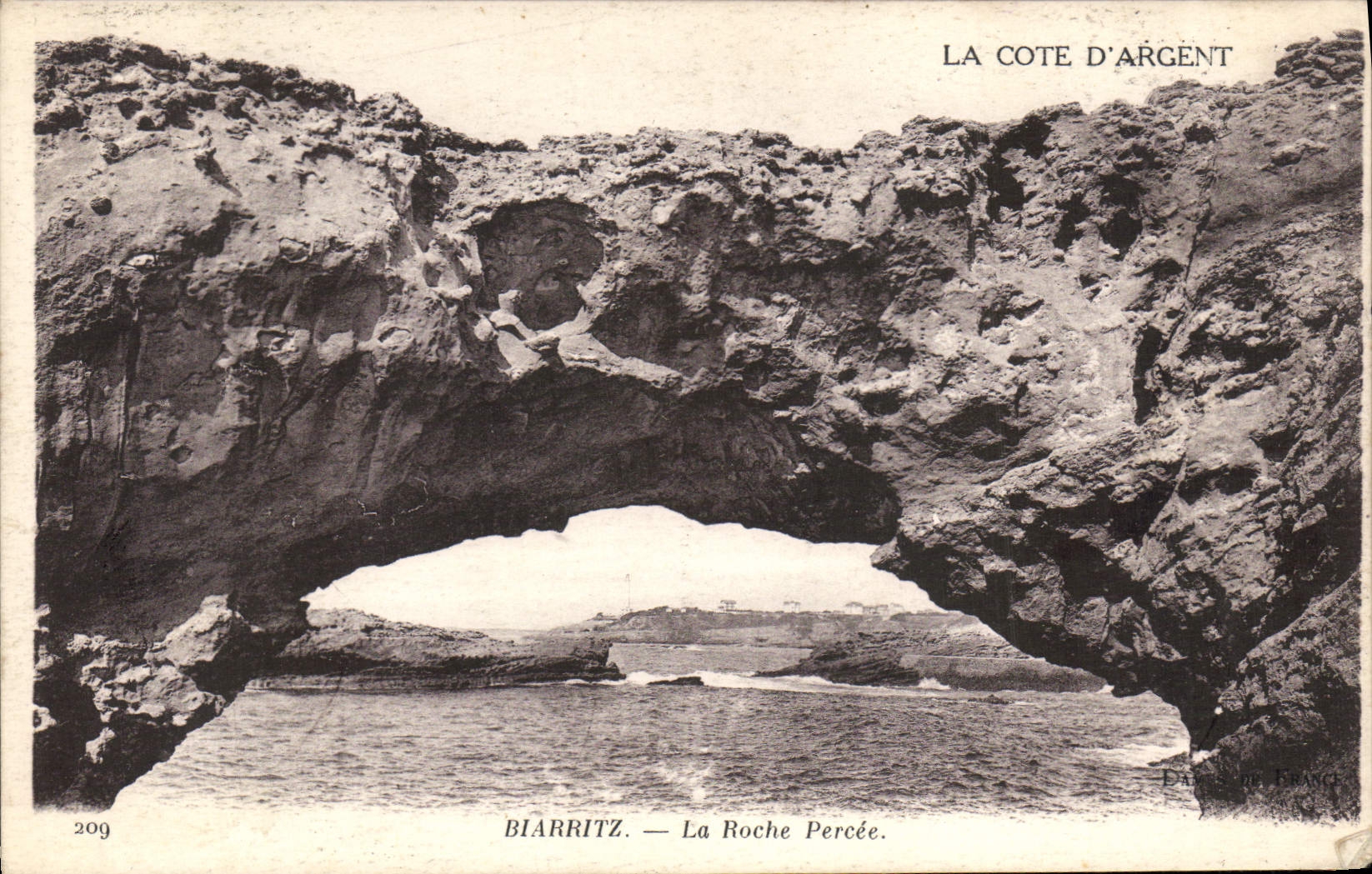 CPA Biarritz La Roche Percee 