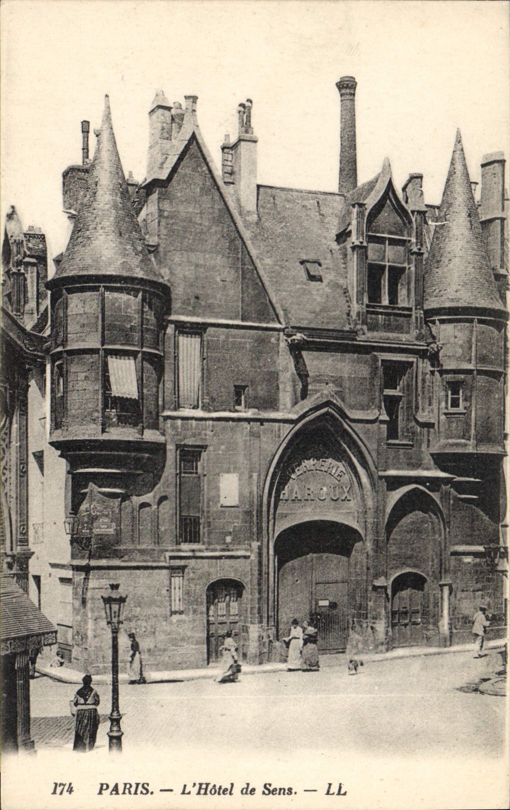 CPA Paris L'Hotel de Sens