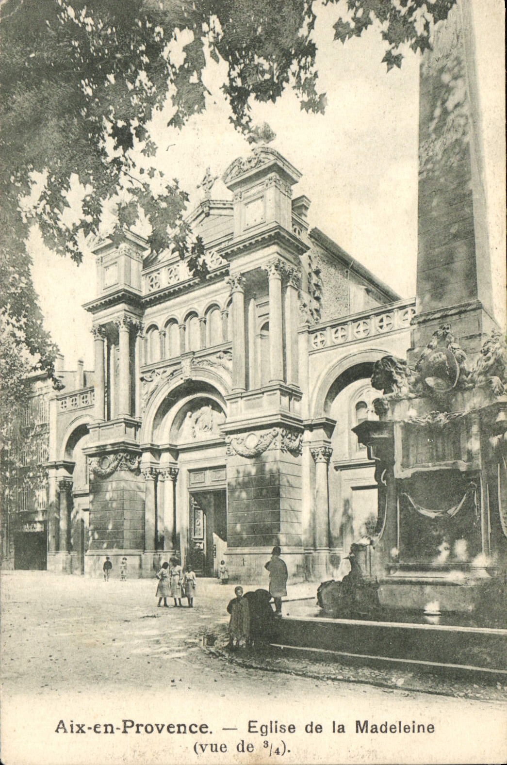 CPA Aix en Provence Eglise de la Madeleine 