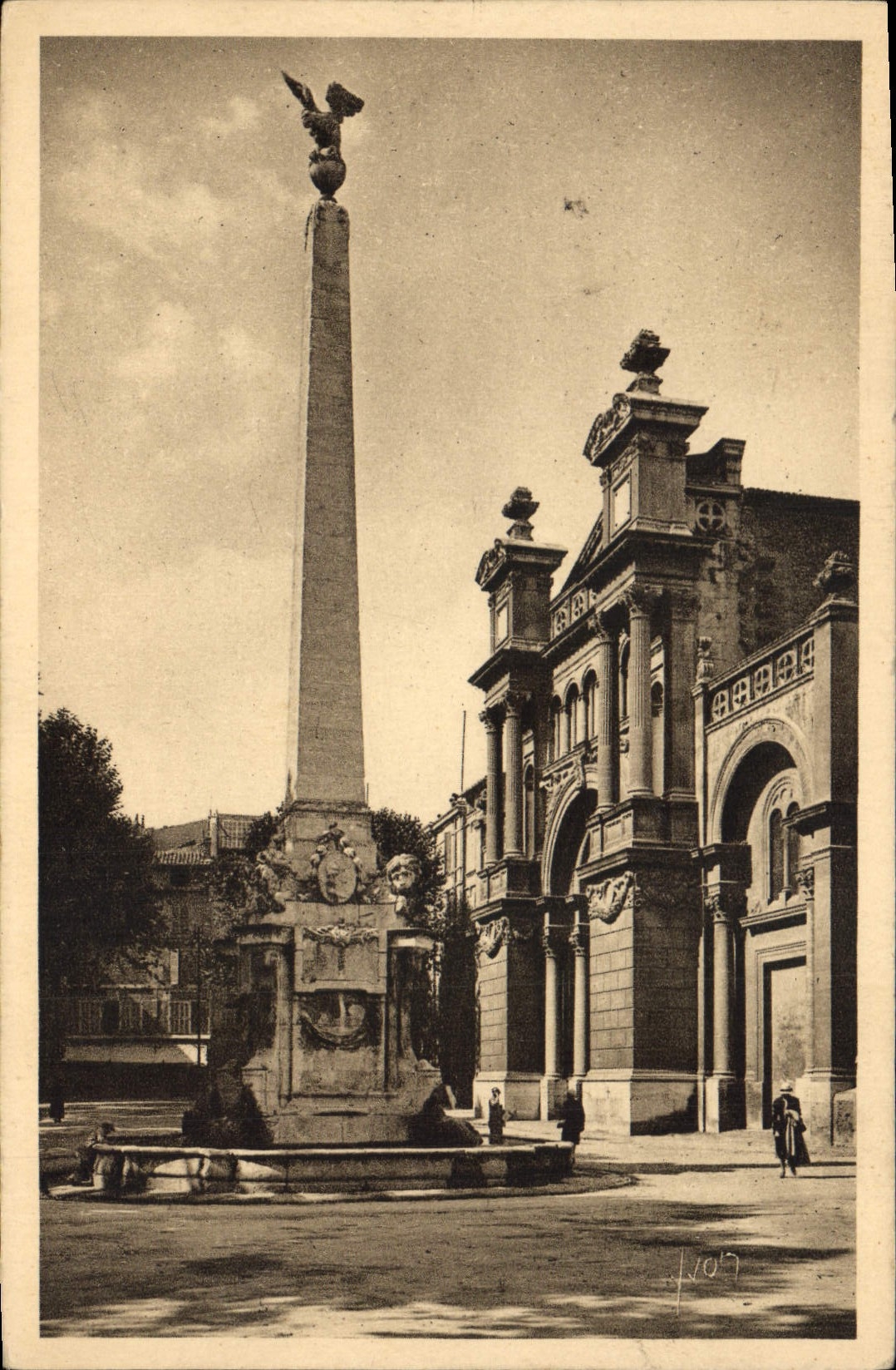 CPA Aix en Provence B du R Eglise de la Madeleine Place des Precheurs 