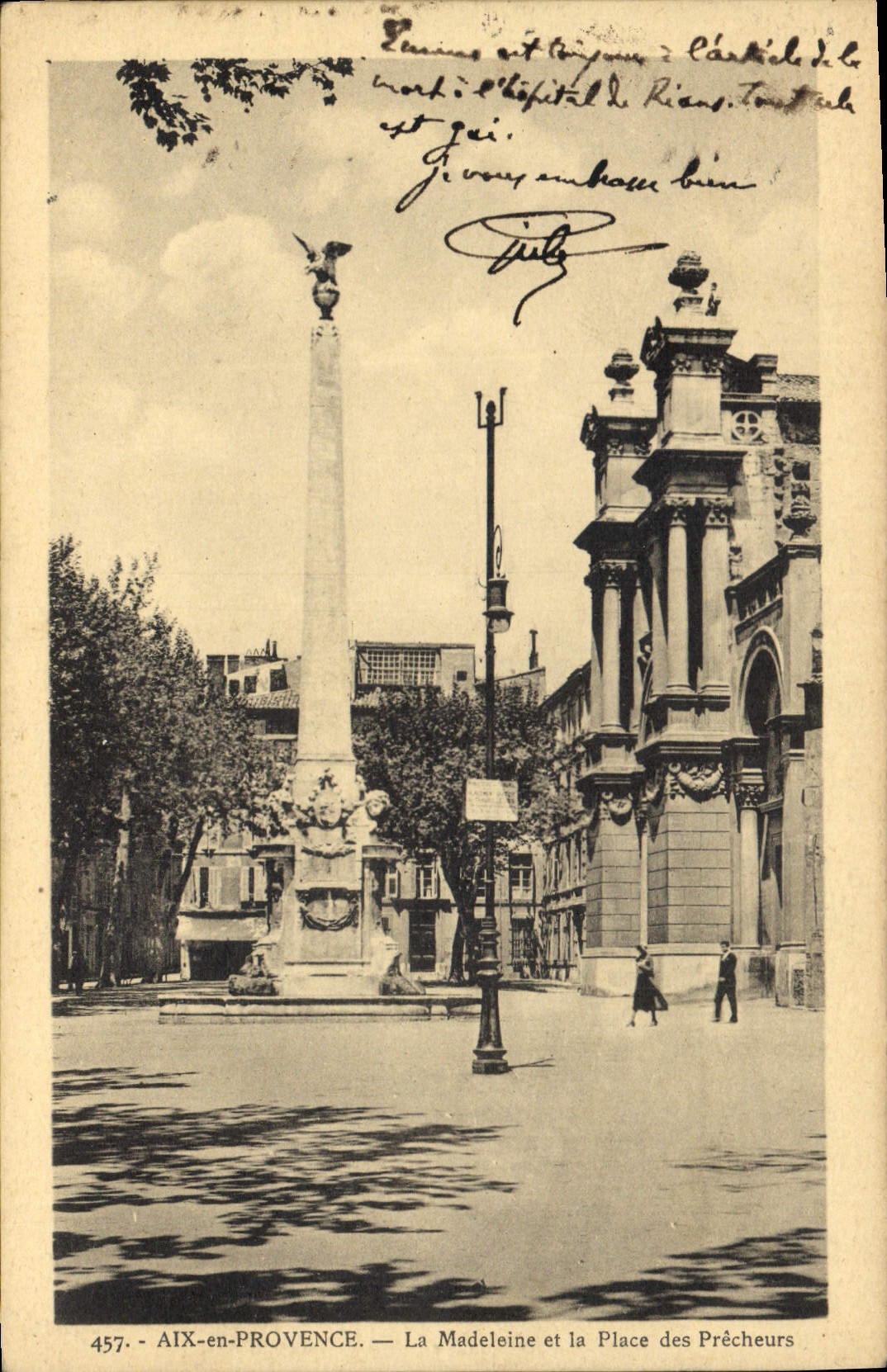 CPA Aix en Provence La Madeleine et la Place des Precheurs 