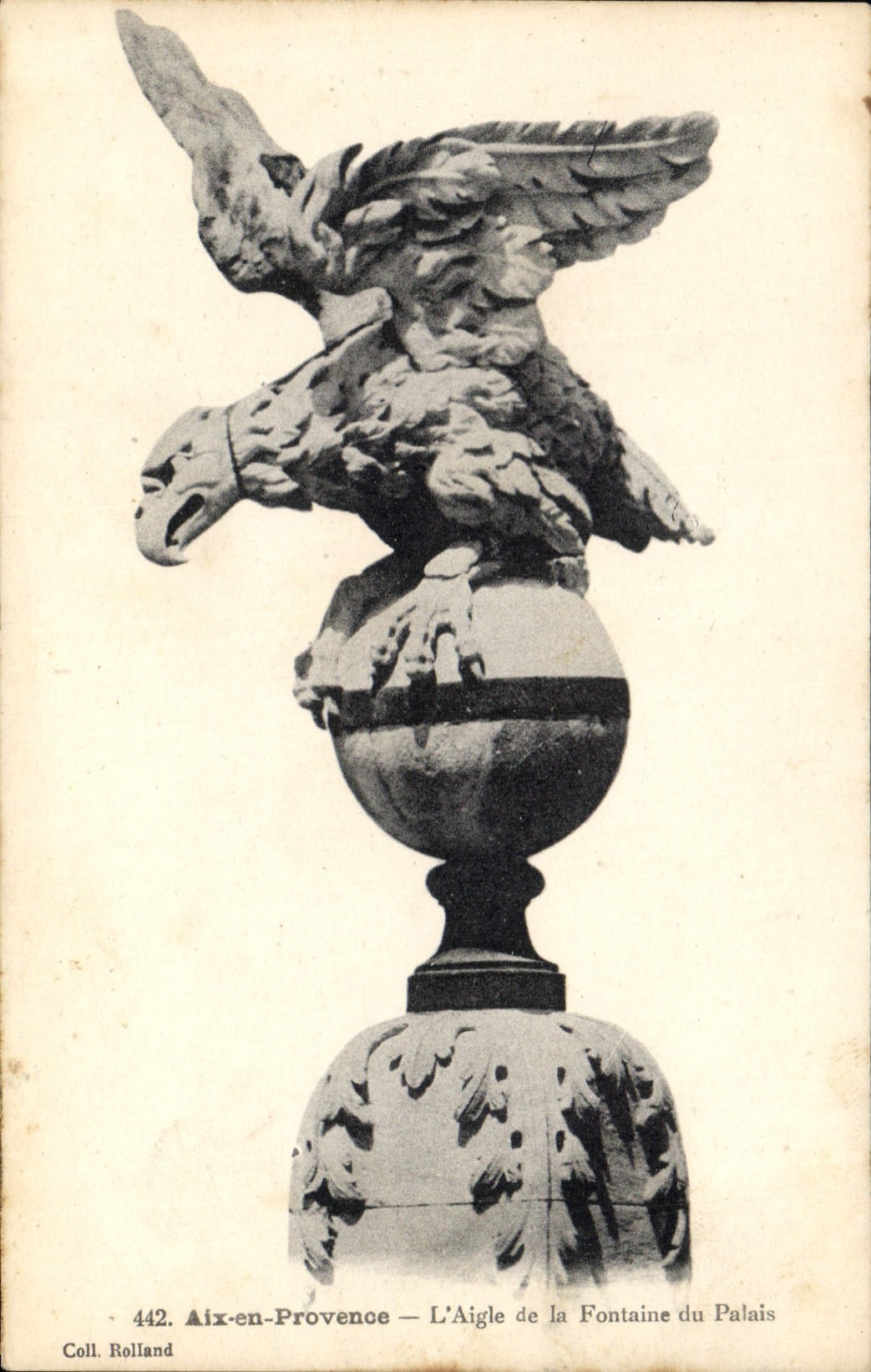 CPA Aix en Provence L'Aigle de la Fontaine du Palais 