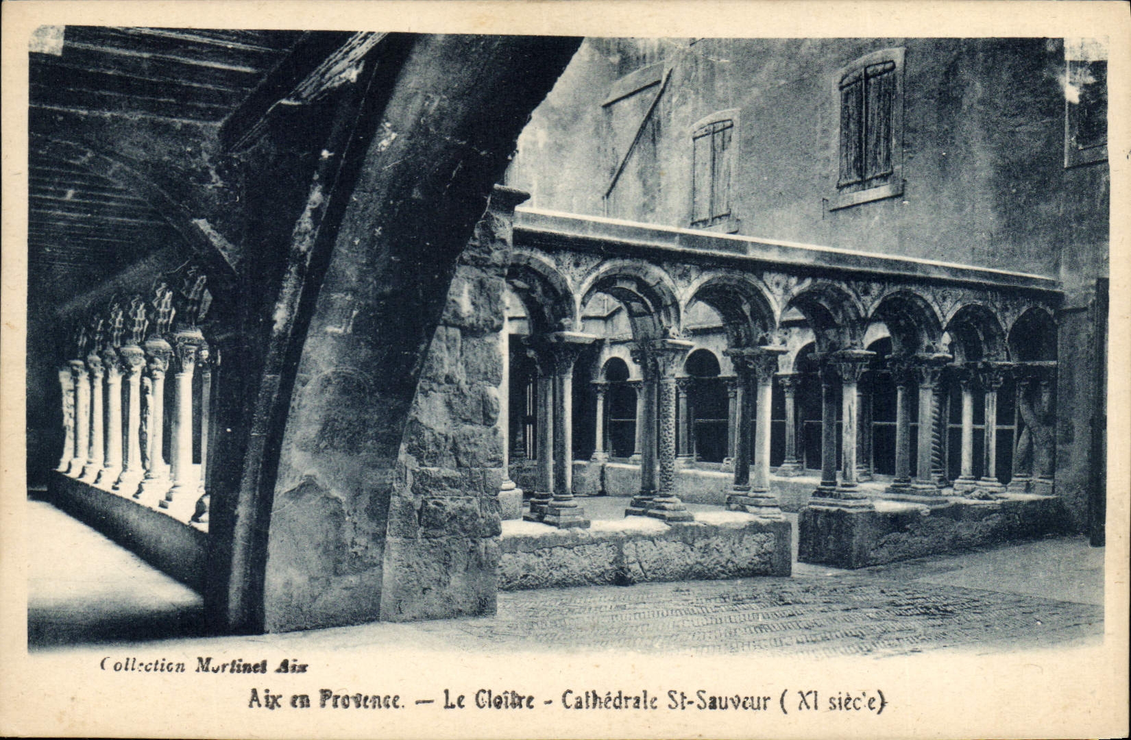 CPA Aix en Provence Le Cloitre Cathedrale St Sauveur XI siecle 