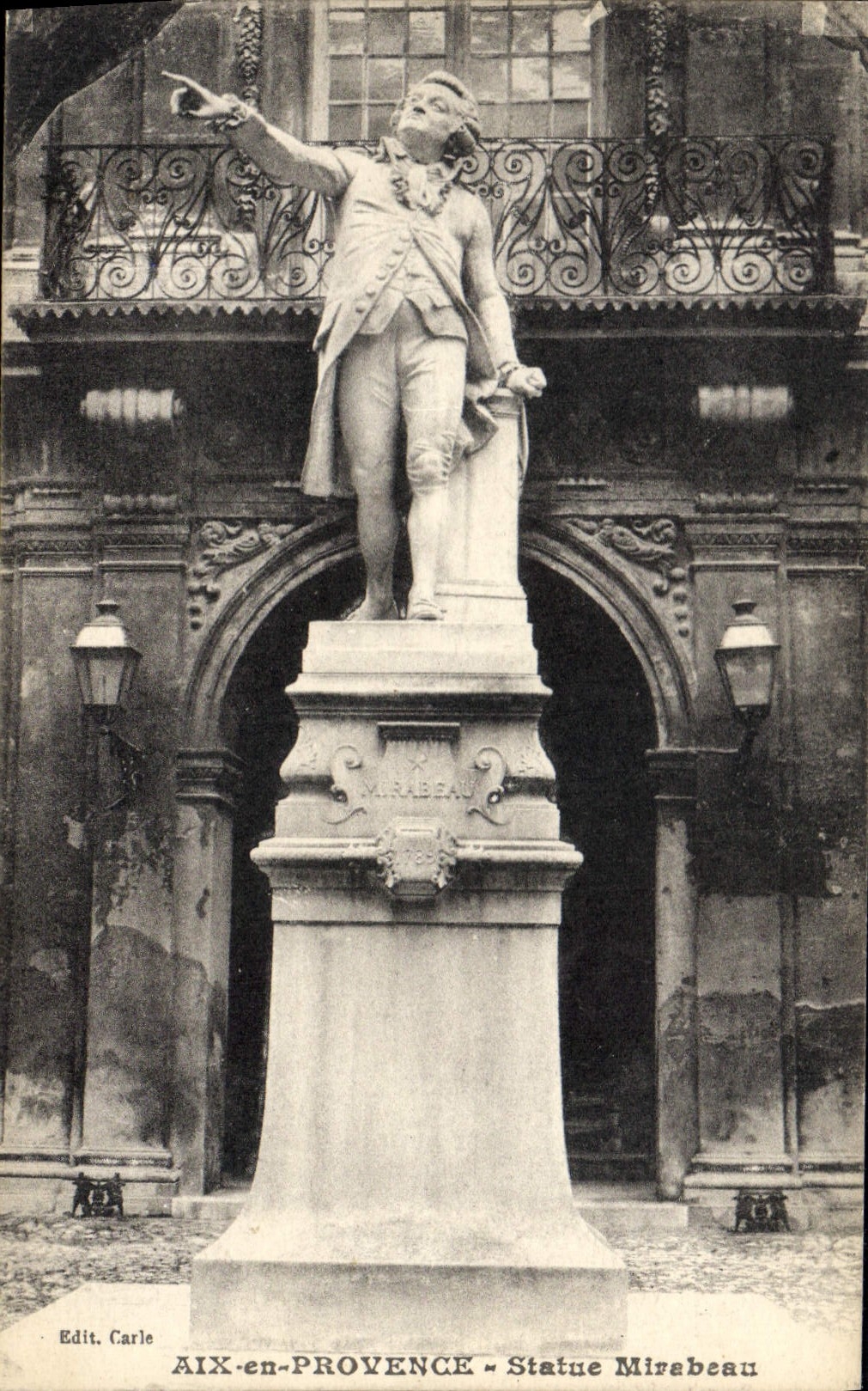 CPA Aix en Provence Statue Mirabeau 