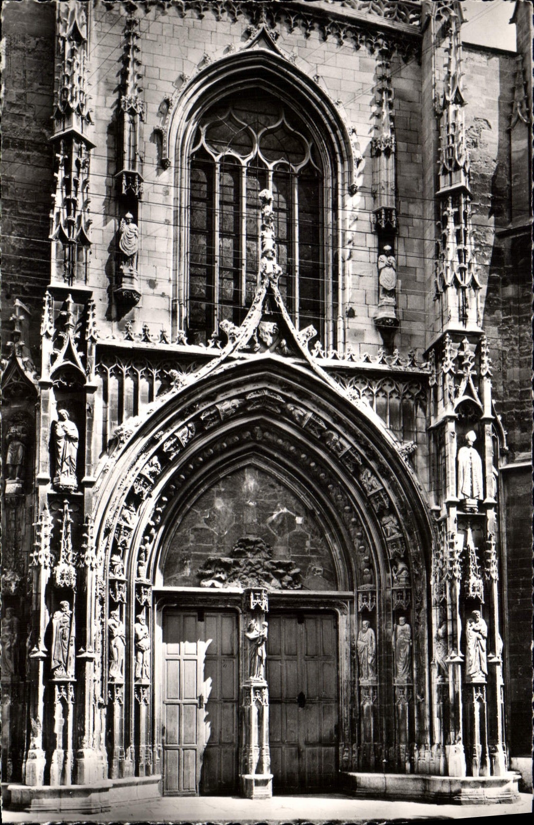 CPA Aix en Provence Porche de la Cathedrale 