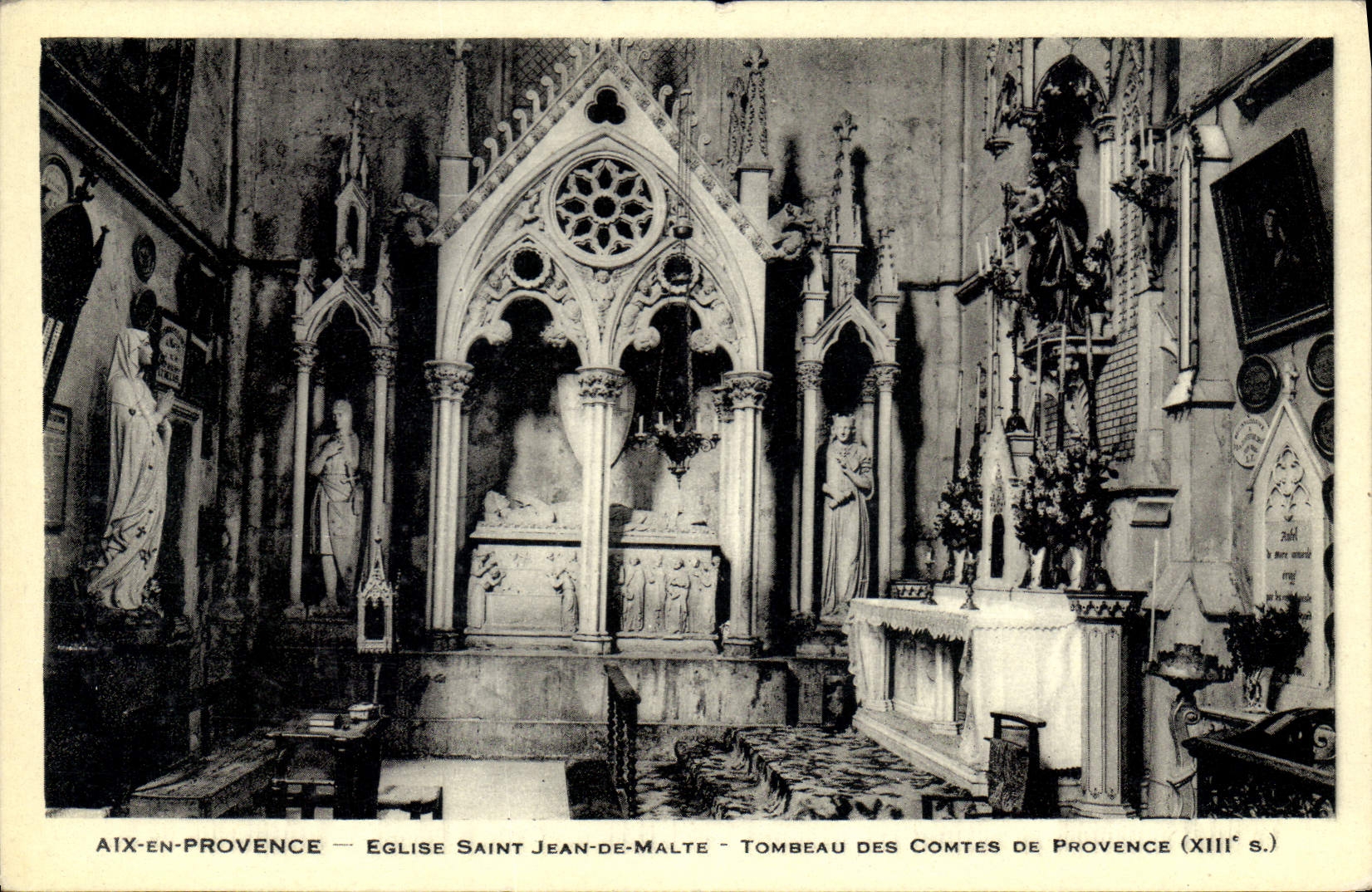CPA Aix en Provence Eglise Saint Jean de Malte Tombeau des Comtes de Provence XIII S 