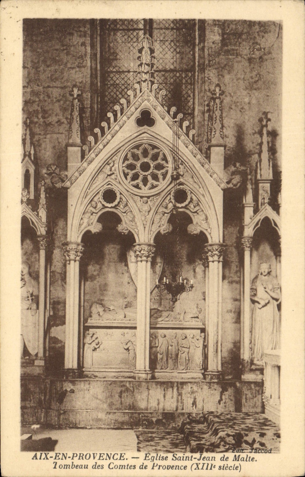 CPA Aix en Provence Eglise Saint Jean de Malte Tombeau des Comtes de Provence XIII siecle 