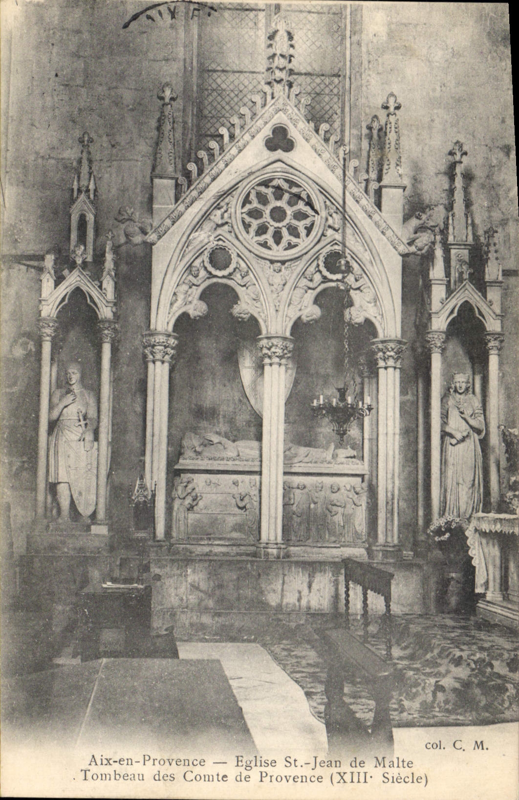 CPA Aix en Provence Eglise St Jean de Malte Tombeau des Comte de Provence XIII siecle 