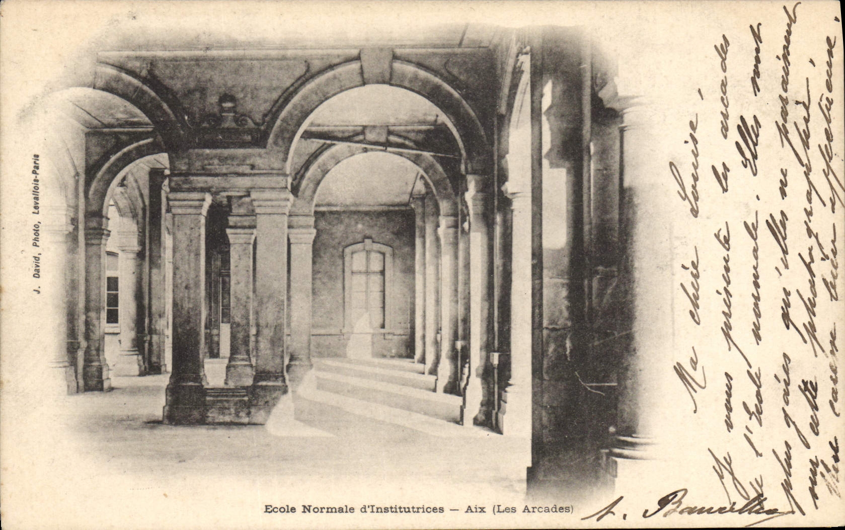 CPA Ecole Normale d'Institutrices Aix Les Arcades 