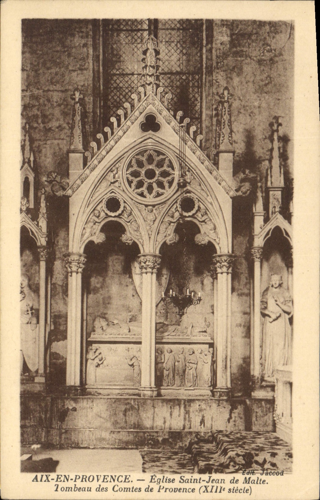 CPA Aix en Provence Eglise Saint Jean de Malte Tombeau des Comtes de Provence XIII siecle 