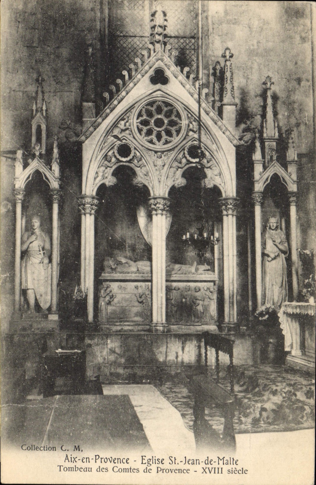 CPA Aix en Provence Eglise St Jean de Malte Tombeau des Comtes de Provence XVIII siecle 