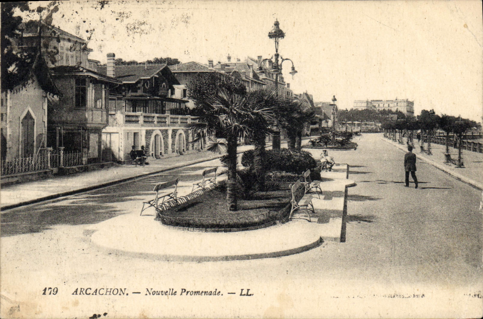 CPA Arcachon Nouvelle Promenade