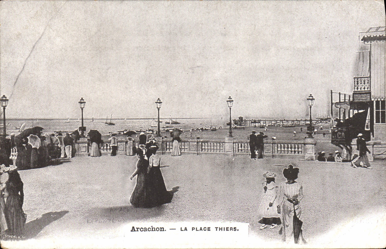 CPA Arcachon la place Thiers 
