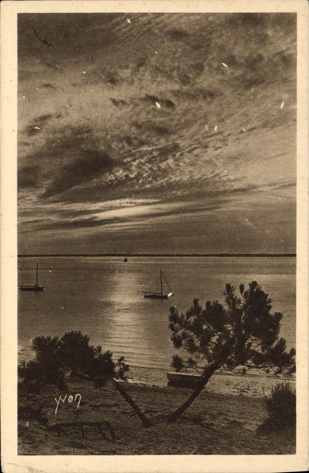 CPA Les Charmes de la Cote d'Argent Mer et Foret d'Arcachon au Moulleau Avant la nuit
