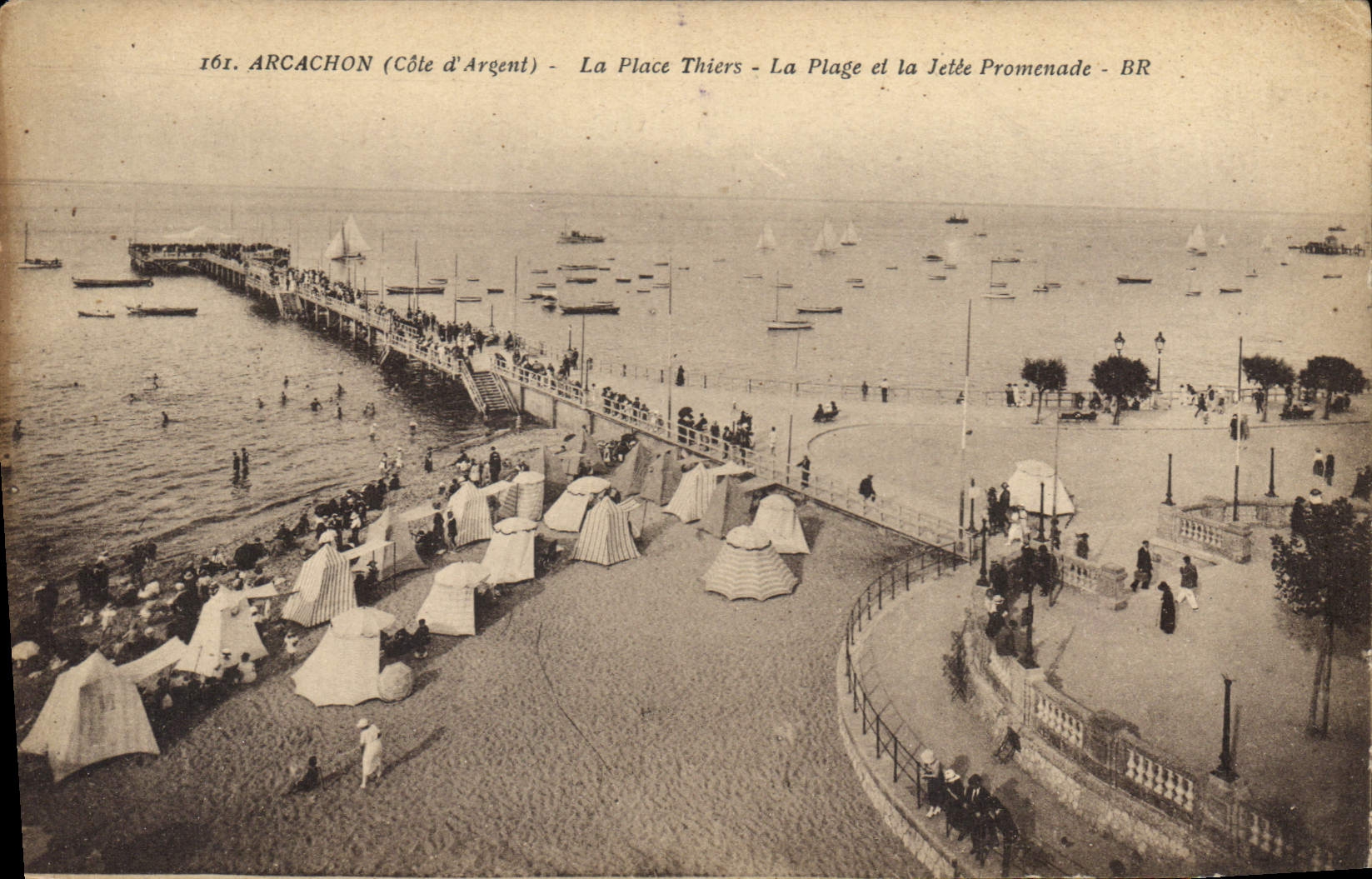 CPA Arcachon Cote d'Argent la place Thiers la plage et la Jetee Promenade 