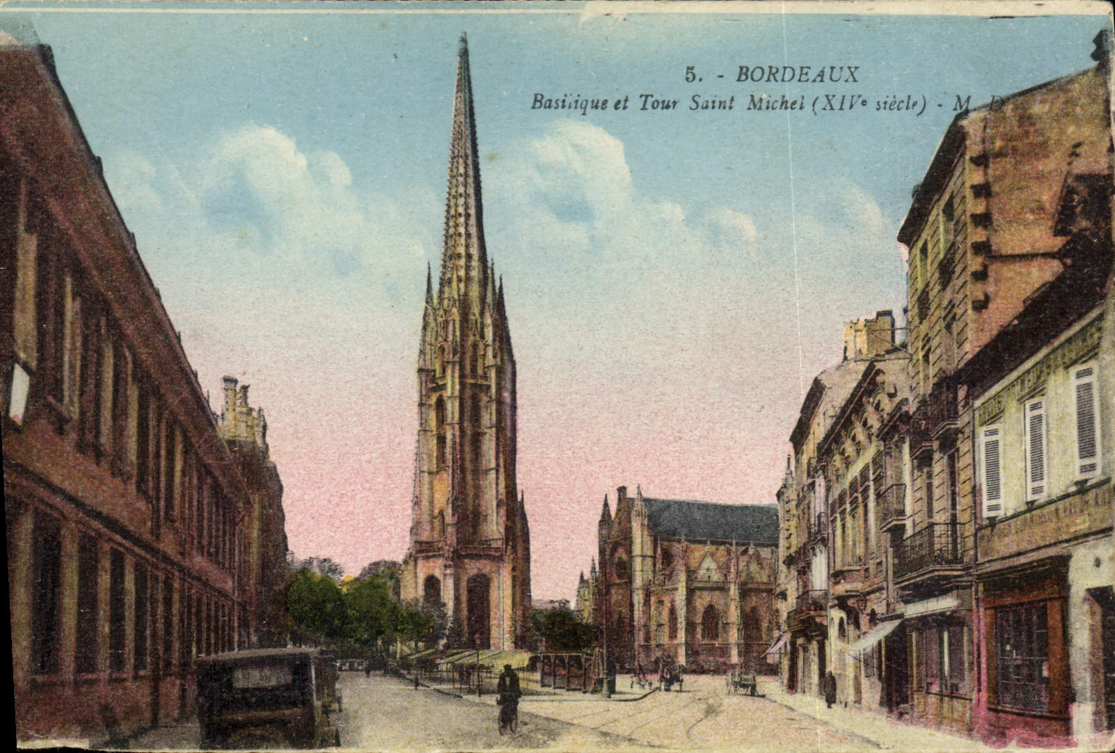 CPA Bordeaux Basilique et Tour Saint Michel XIV siecle 
