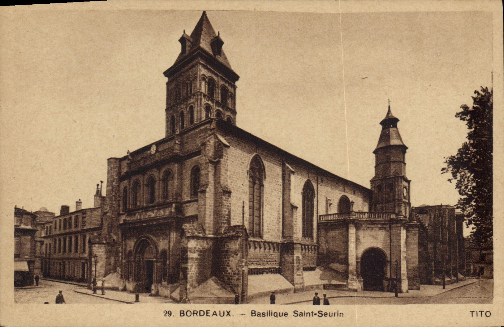 CPA Bordeaux Basilique Saint Seurin 