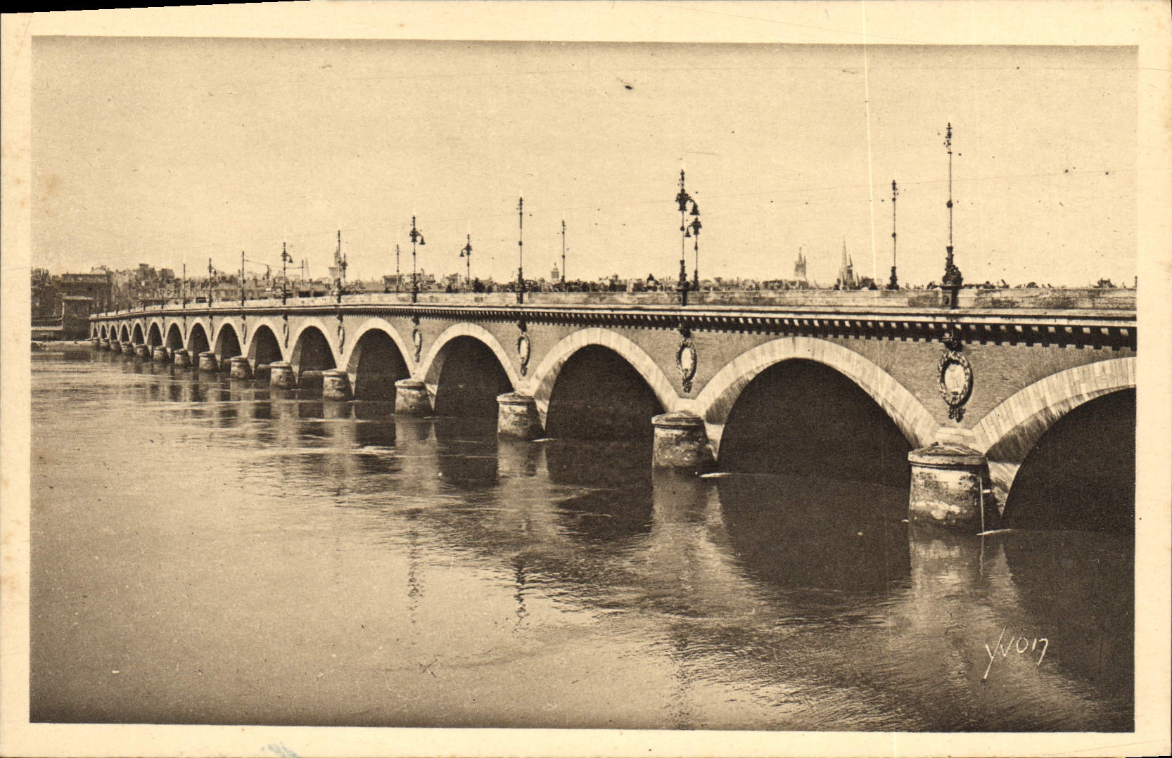 CPA Bordeaux le pont de Bordeaux un des ouvrage les plus remarquables de ce genre