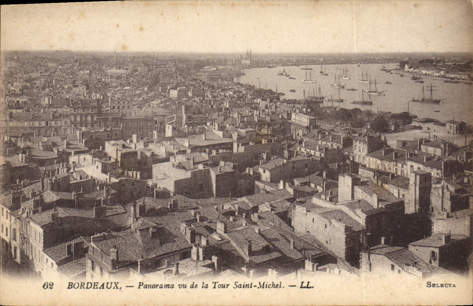 CPA Bordeaux Panorama vu de la Tour Saint Michel 