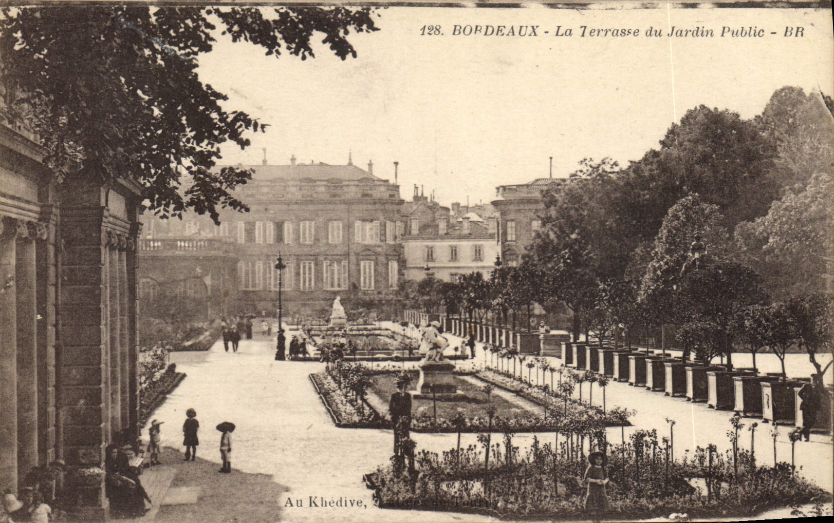 CPA Bordeaux la Terrasse du jardin Public 