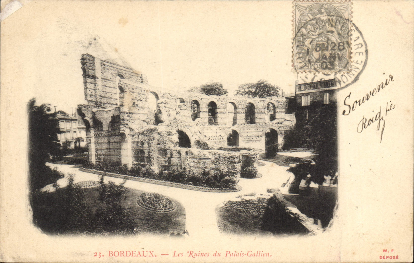 CPA Bordeaux les Ruines du Palais Gallien