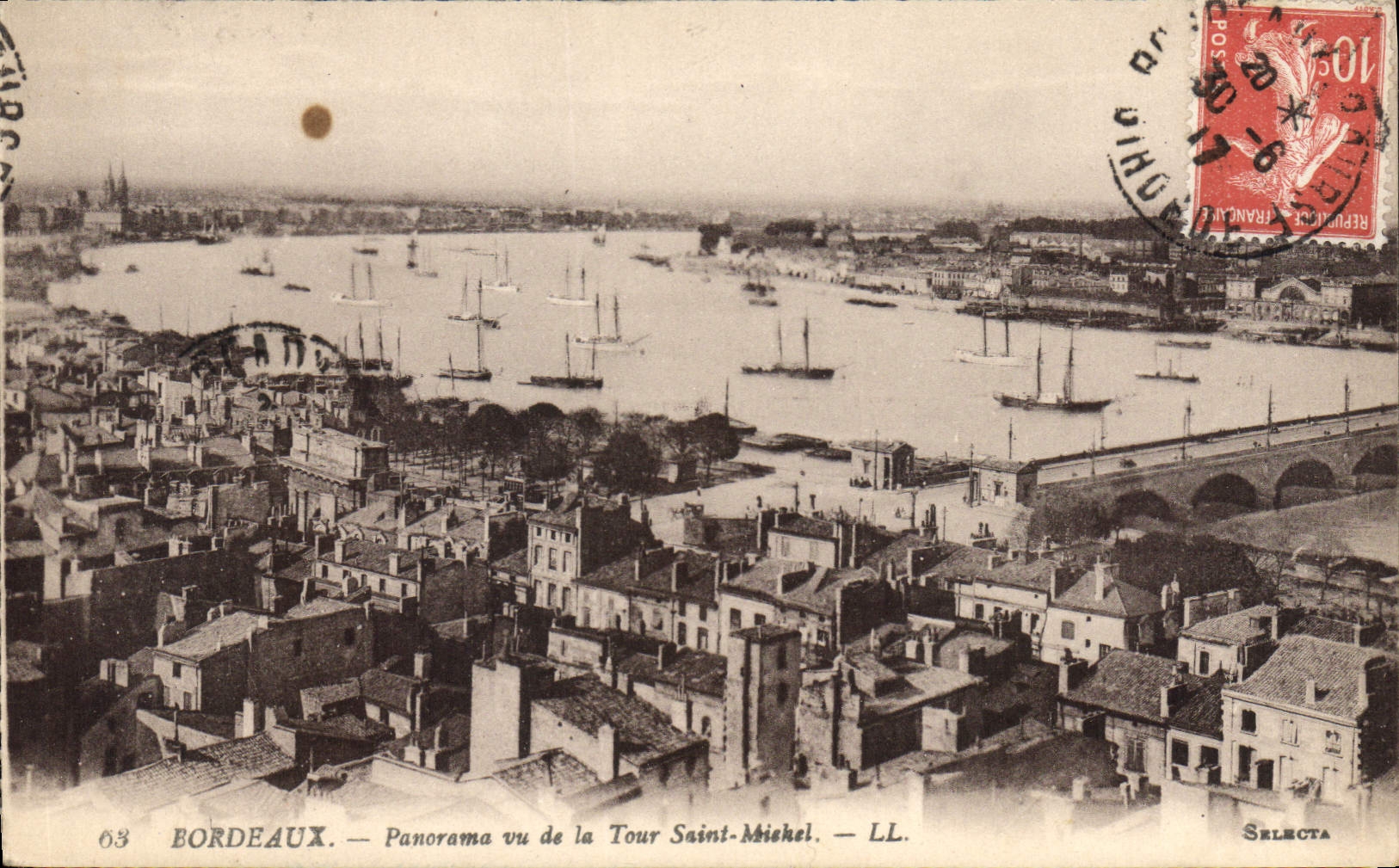 CPA Bordeaux Panorama vu de la tour Saint Michel 