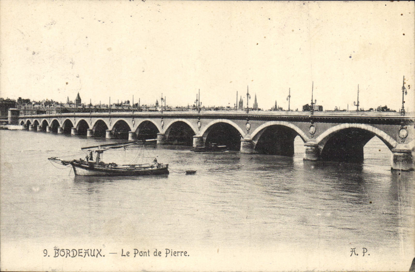 CPA Bordeaux le Pont de Pierre 