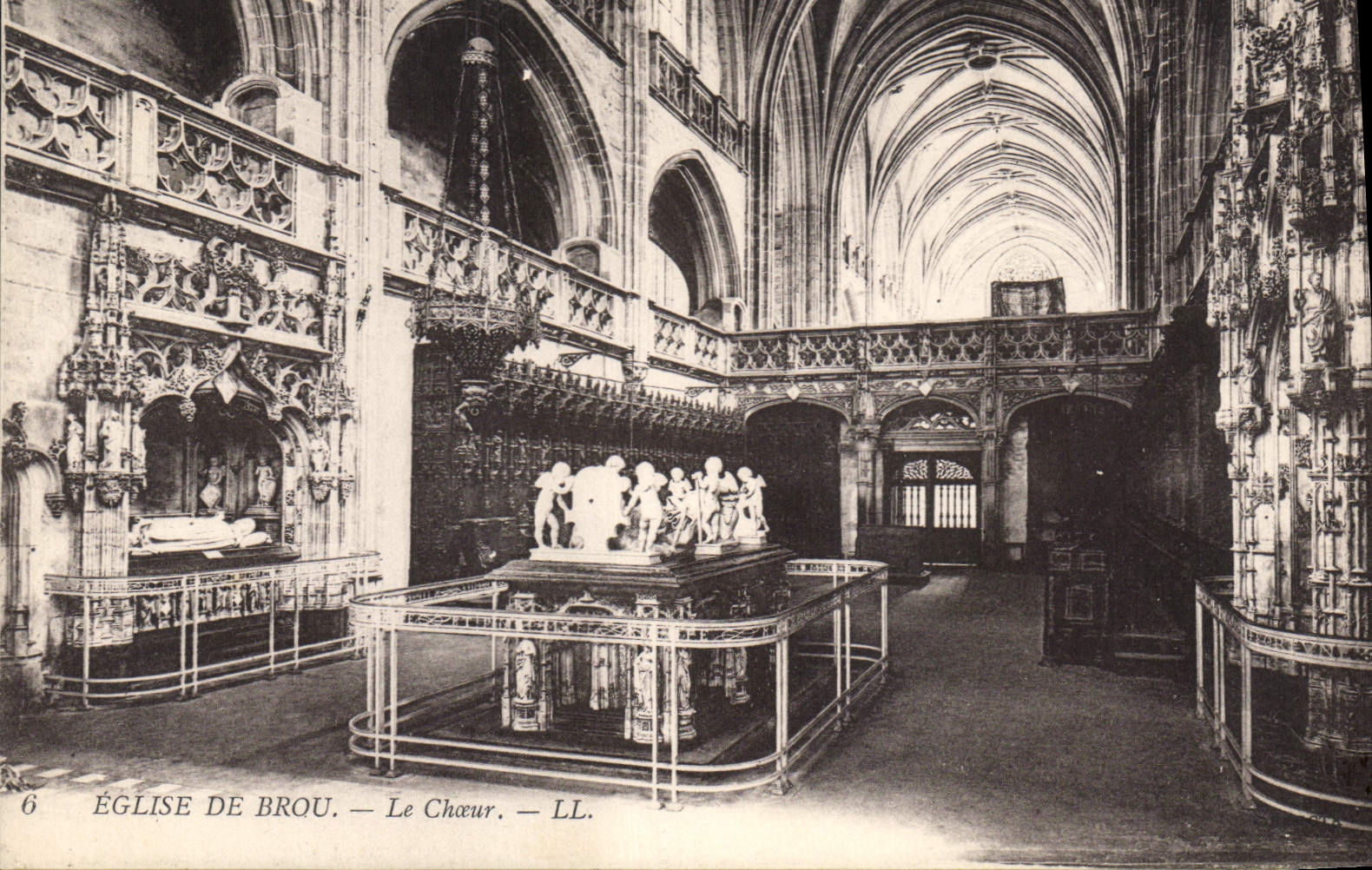 CPA Eglise de Brou Le Choeur 