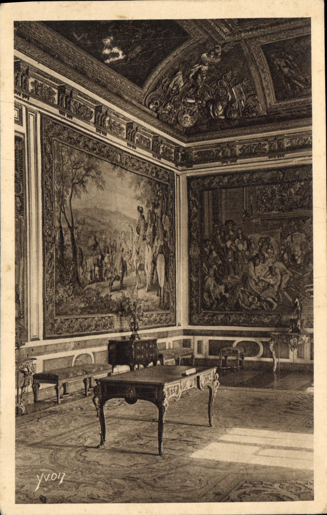 CPA Versailles Pittoresque Table de la Signature du Traite de Paix 