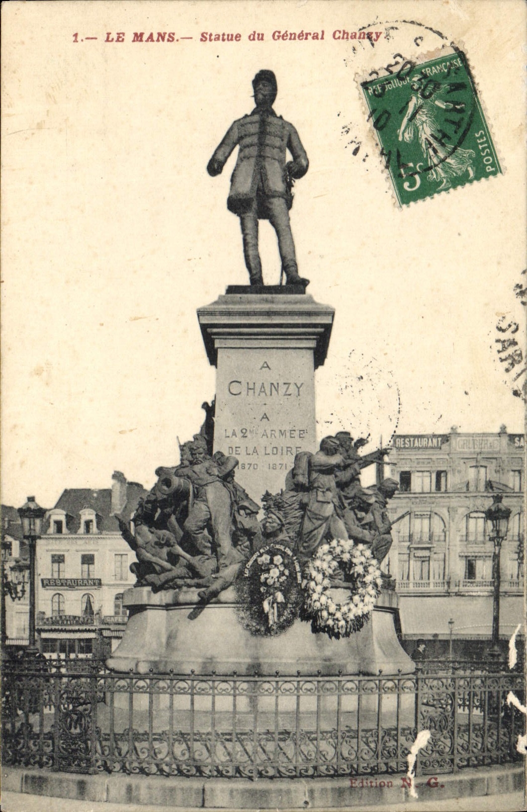 CPA Le Mans Statue du General Chancy 
