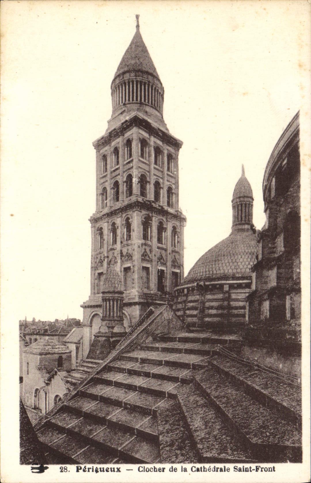 CPA Perigueux Clocher de la Cathedrale Saint Front