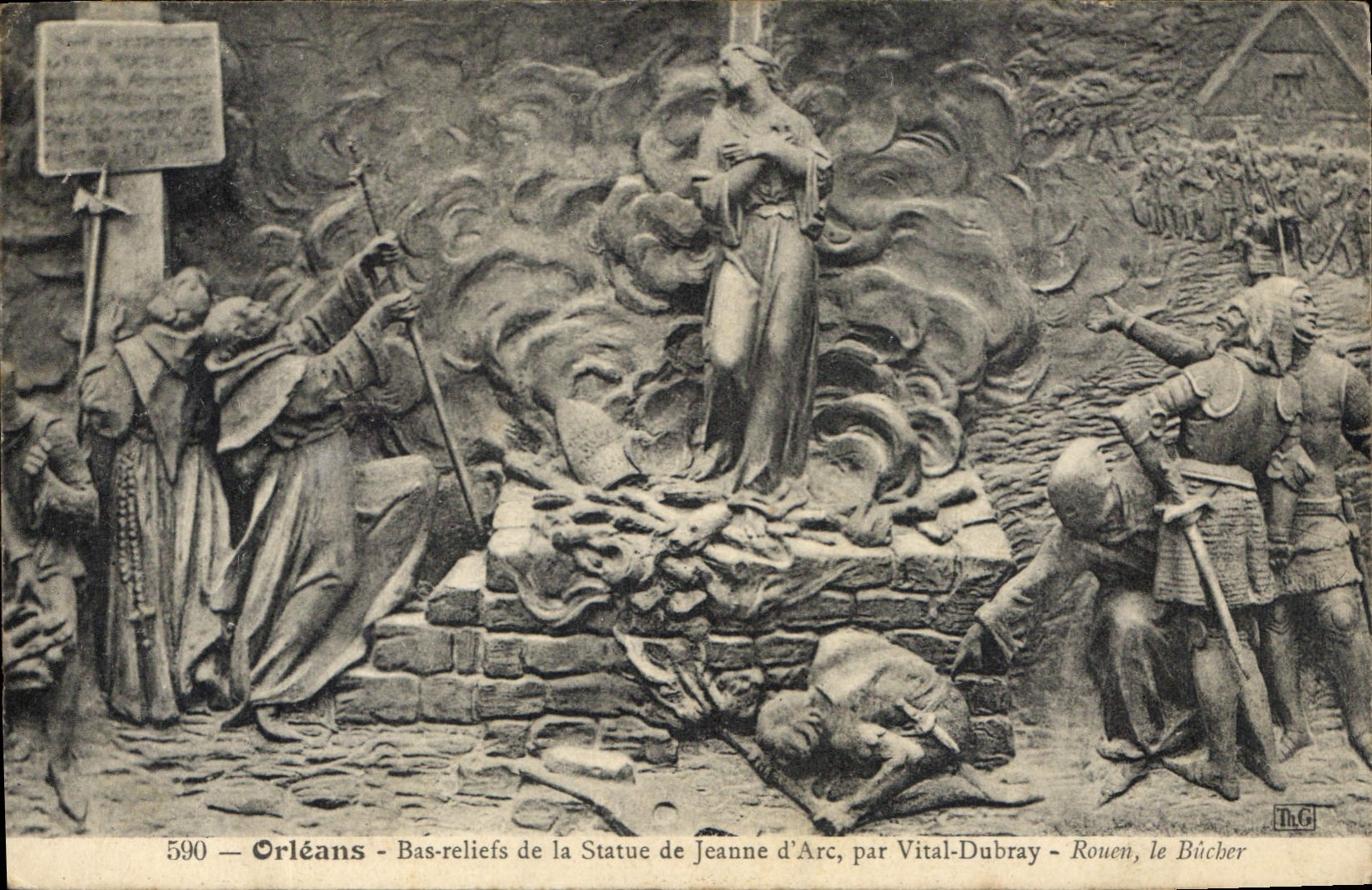 CPA Orleans Bas reliefs de la statue de Jeanne D'Arc par Vital Dubray