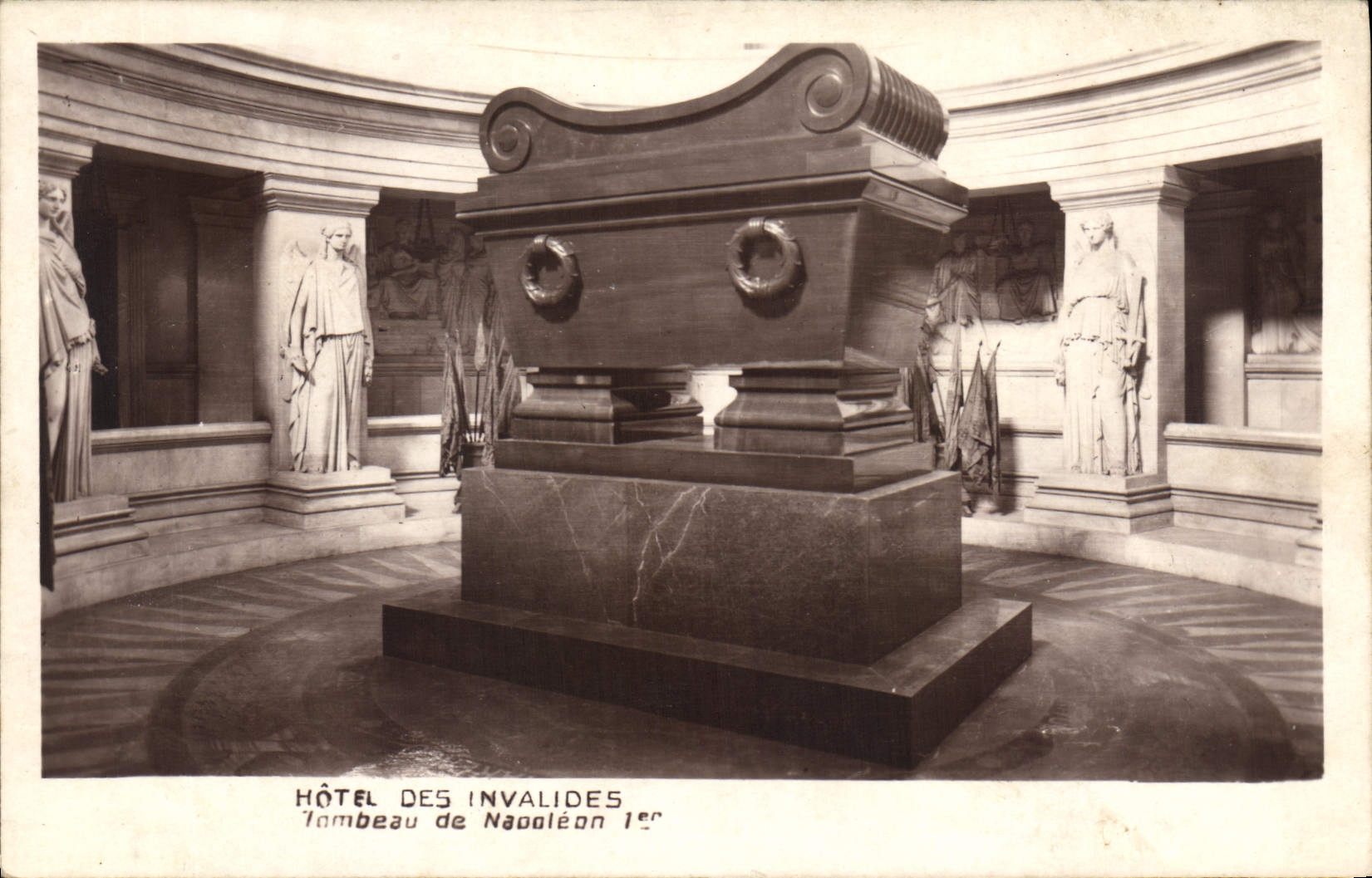 CPA Hotel des Invalides Tombeau de Napoleon I Paris