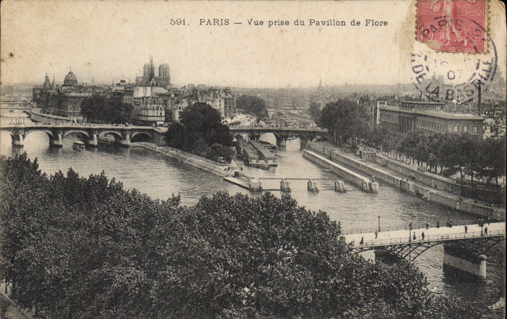 CPA Paris Vue prise du Pavillon de Flore 
