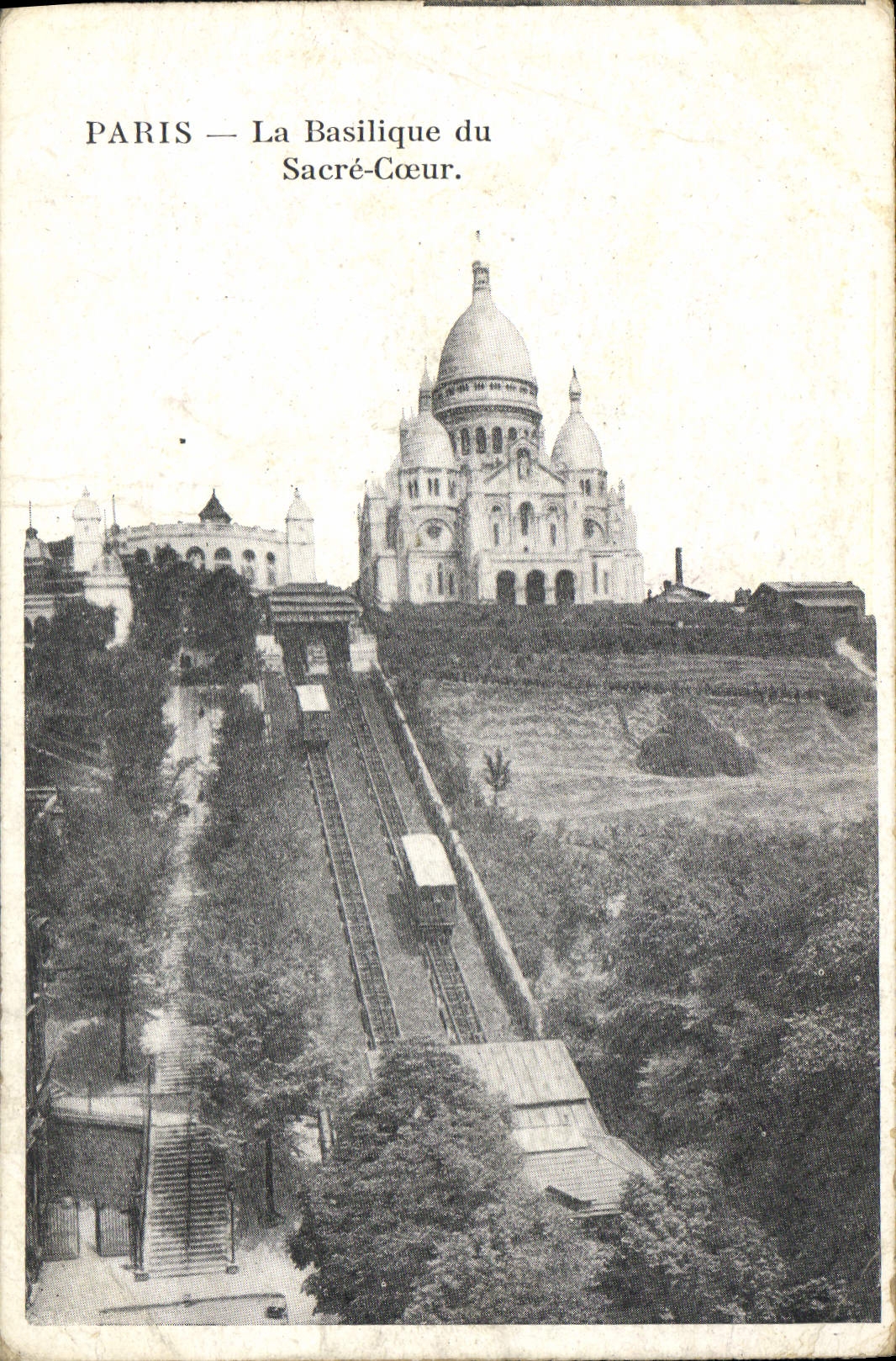 CPA Paris La Basilique du Sacre Coeur