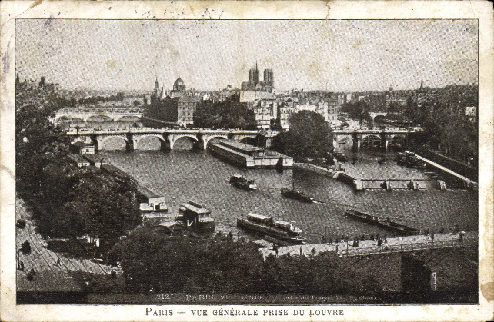 CPA Paris Vue generale prise du Louvre