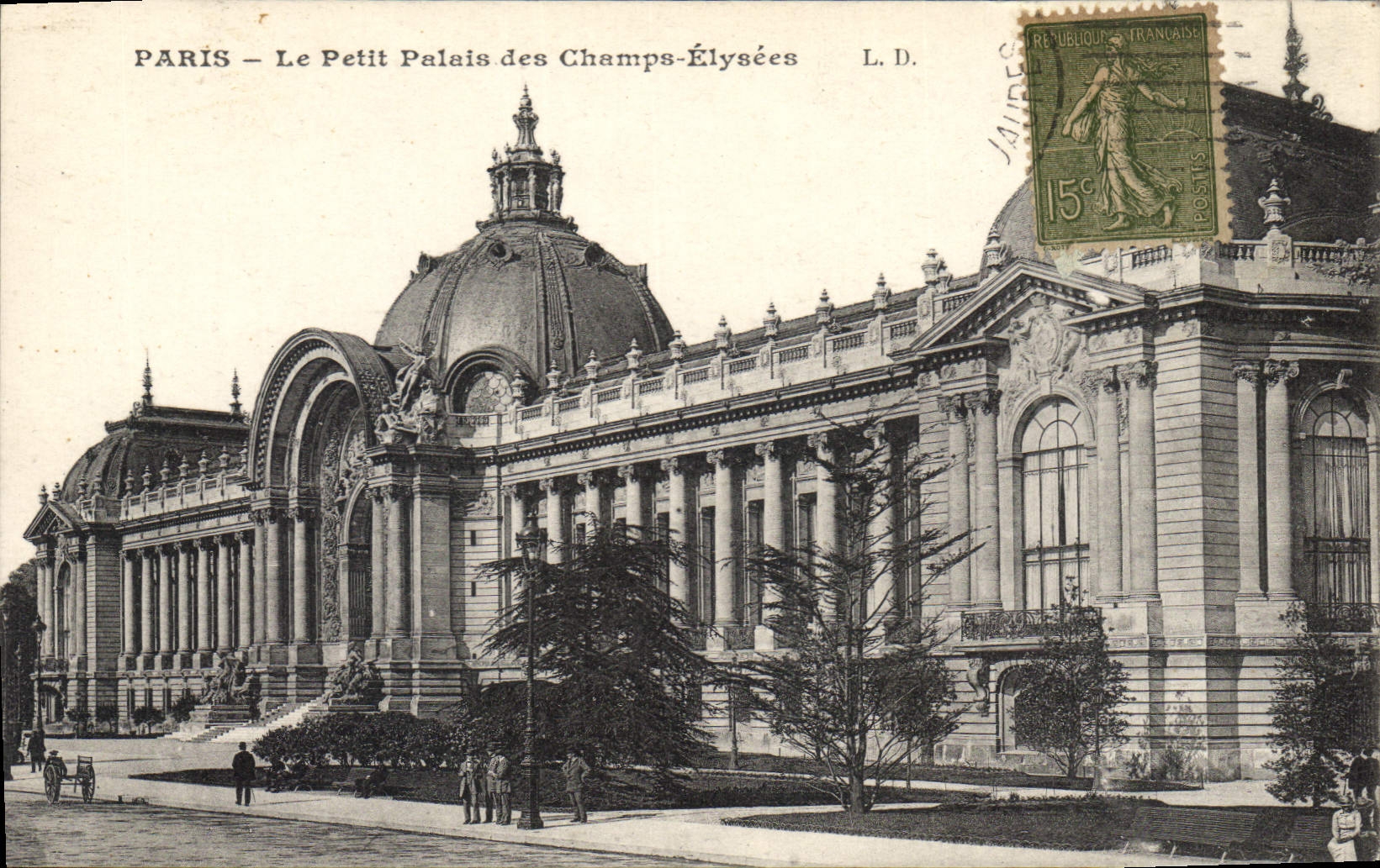 CPA Paris Le Petit Palais des Champs Elysees