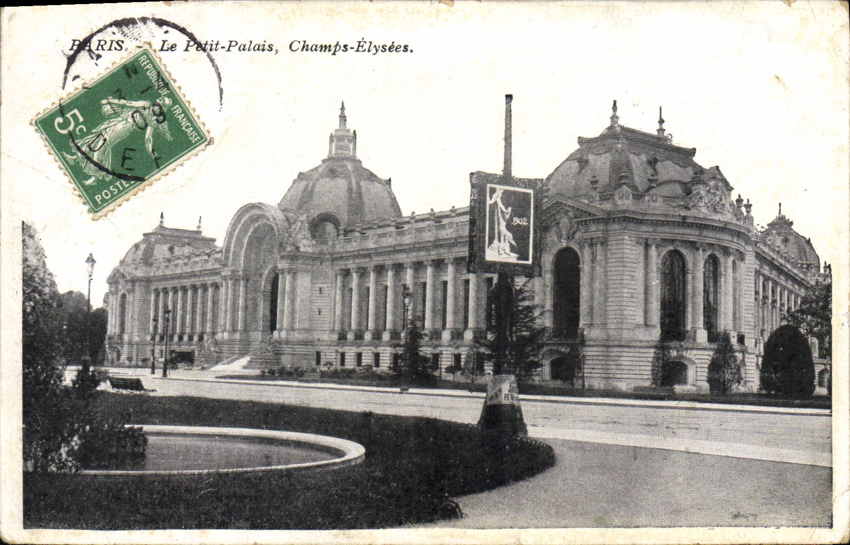 CPA Paris Le Petit palais Champs Elysees