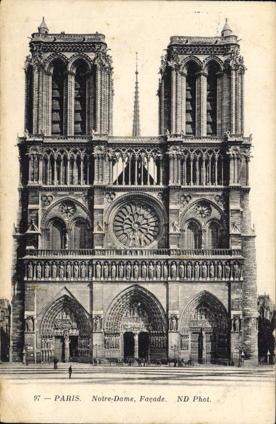 CPA Paris Notre Dame Facade