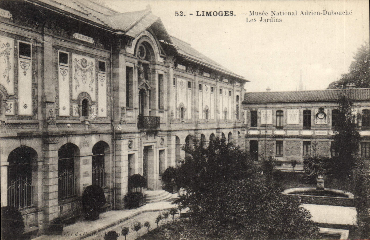 CPA Limoges Musee National Adrien Dubouche les Jardins