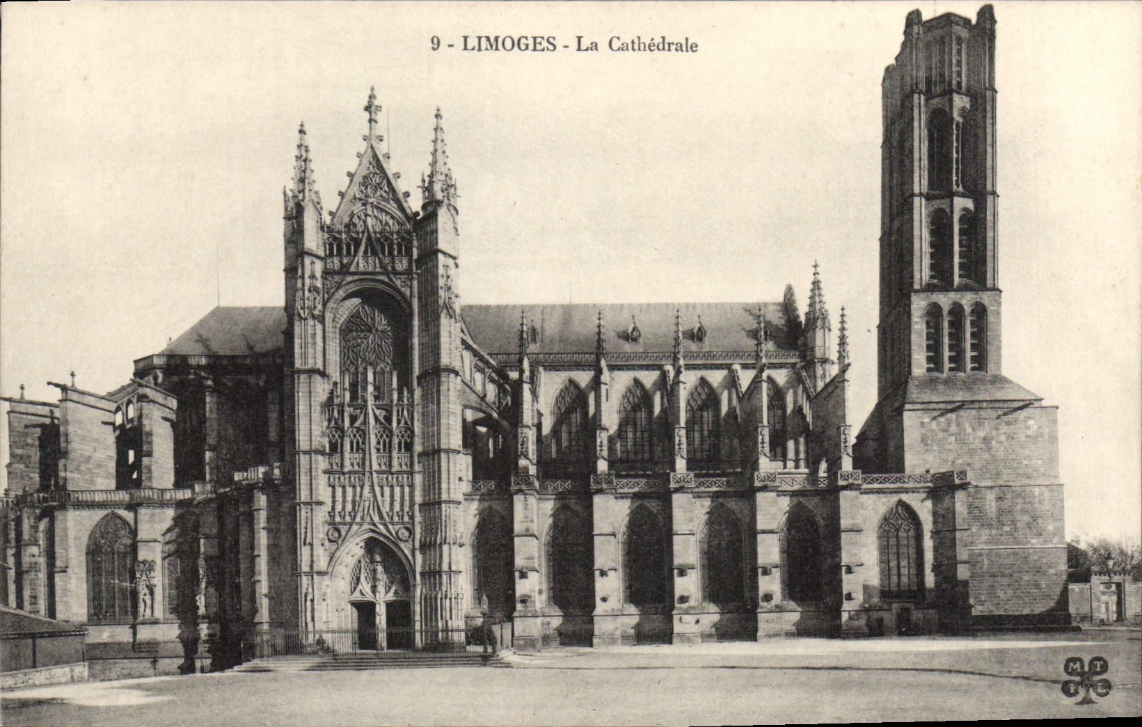 CPA Limoges La Cathedrale