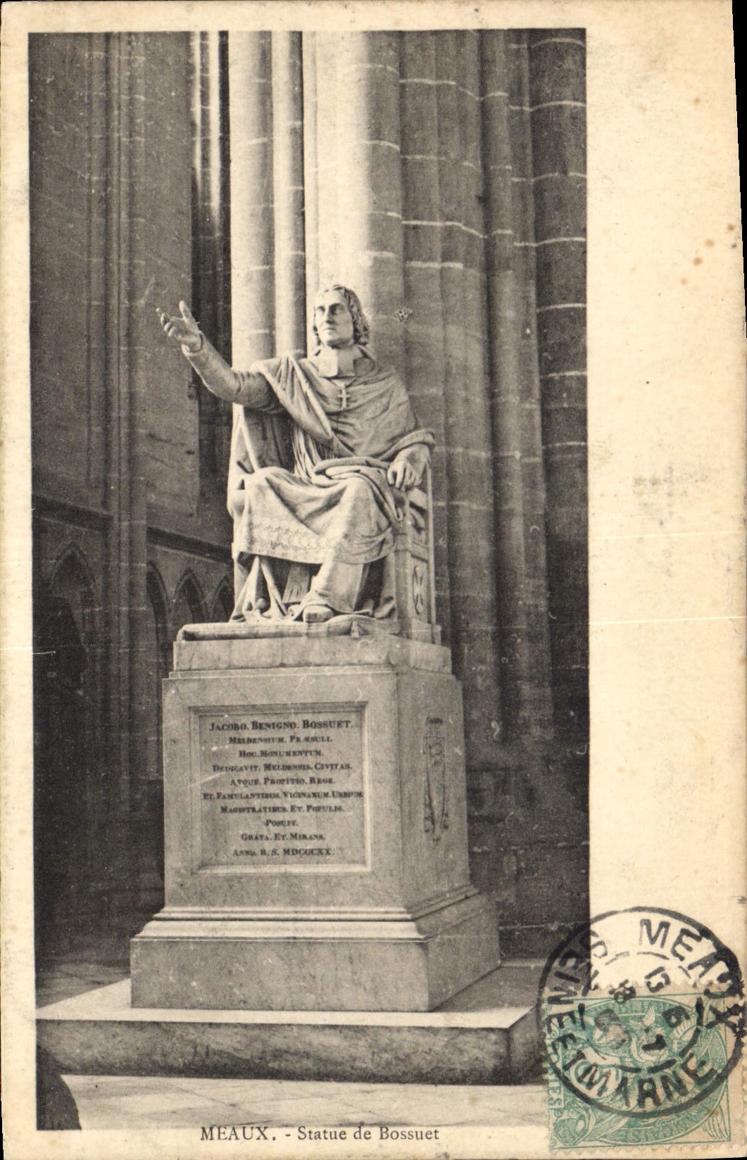 CPA Meaux Statue de Bossuet