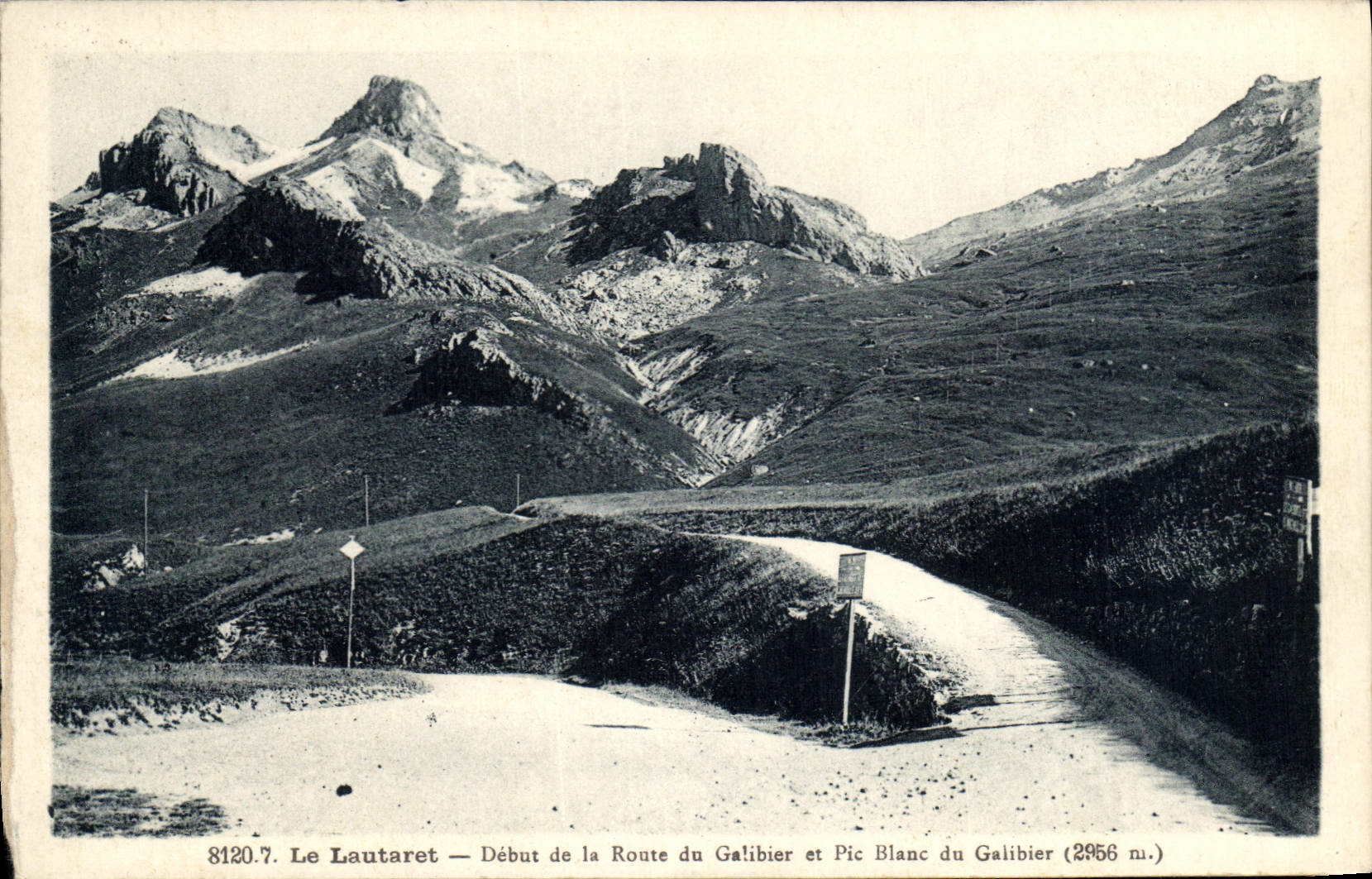 CPA Le Lautaret Debut de la Route du Galibier et Pic Blanc du Galibier (2956 m)