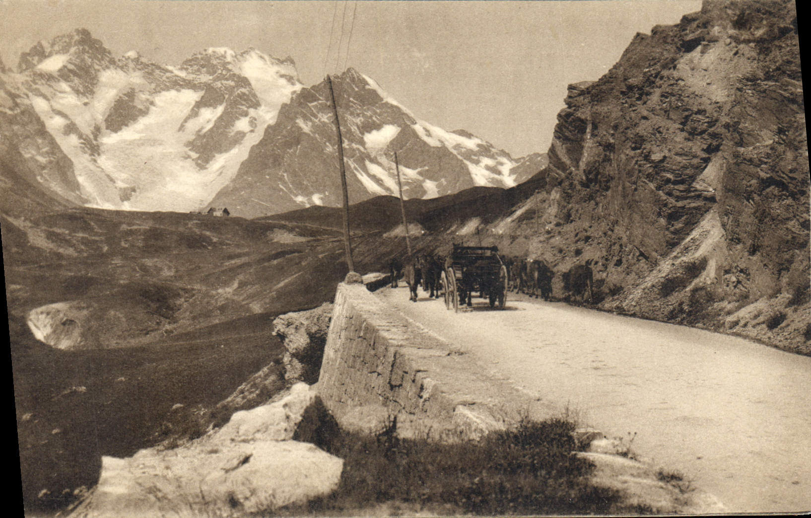 CPA Le Dauphine Route du Lautaret Le Glacier de l'Homme