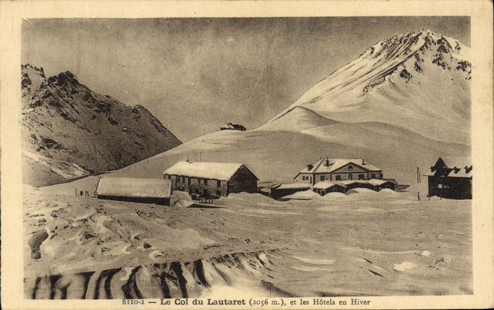 CPA Le Col de Lautaret (2056 m) et les Hotels en Hiver