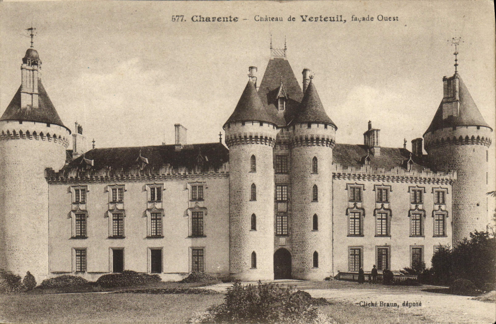 CPA Charente Chateau de Verteuil facade Ouest