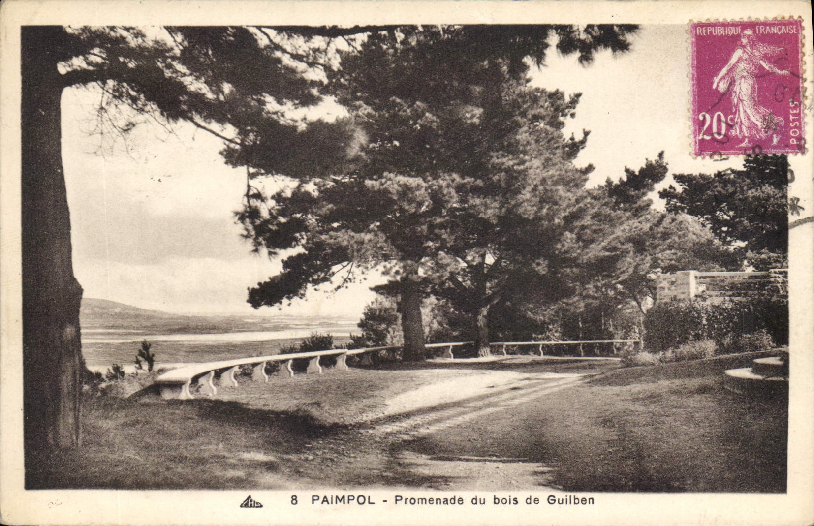 CPA Paimpol Promenade du bois de Guiben