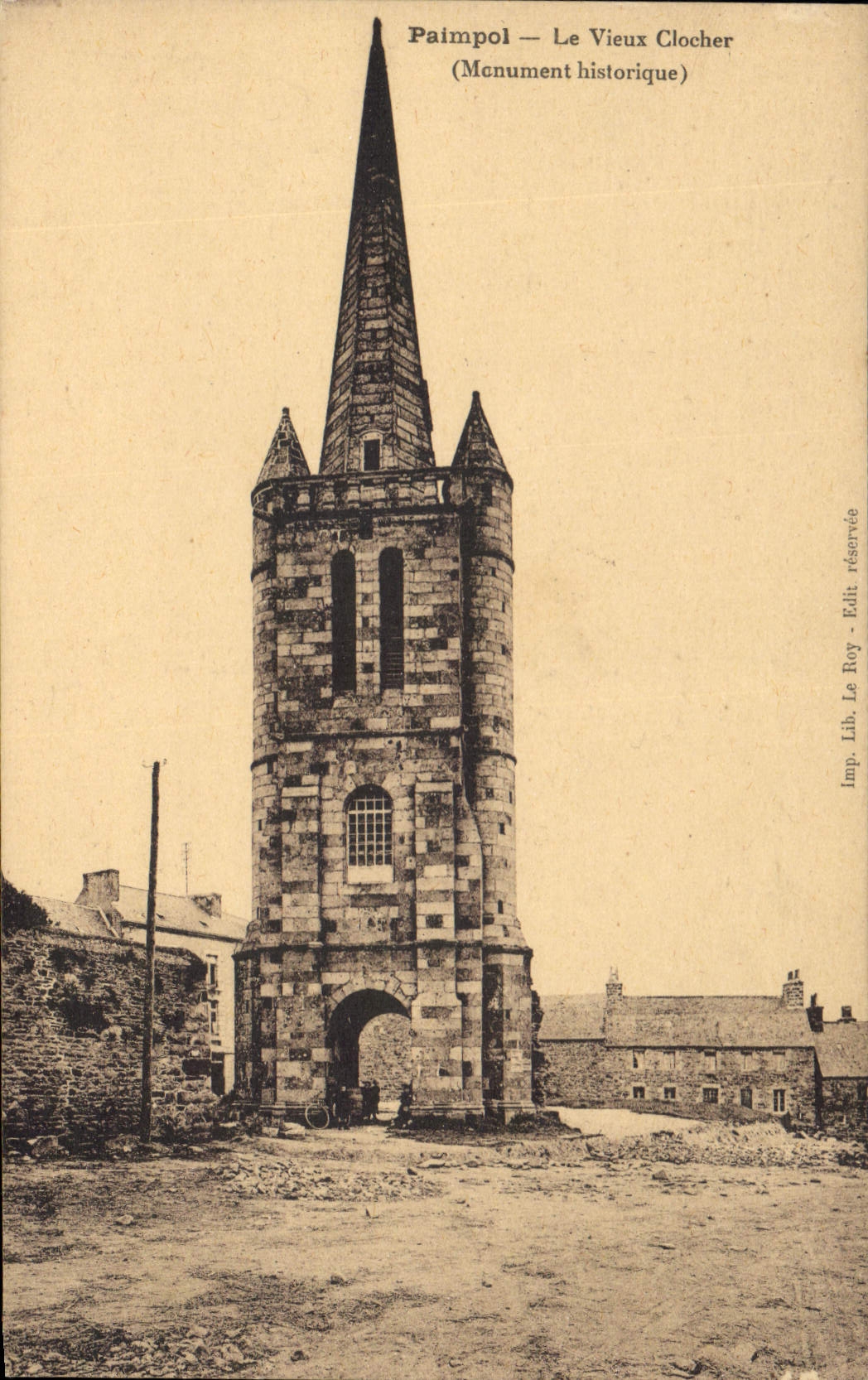 CPA Paimpol (C du N) Le Vieux clocher (Monument historique)