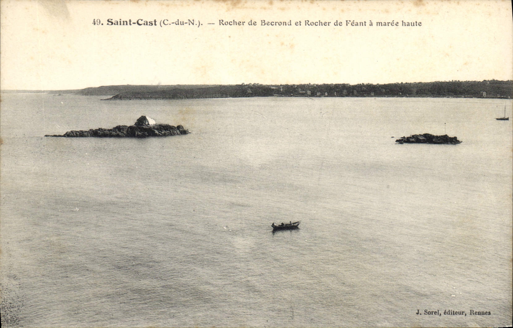 CPA Saint Cast (C du N) Rocher de Becrond et Rocher de Feant a maree haute